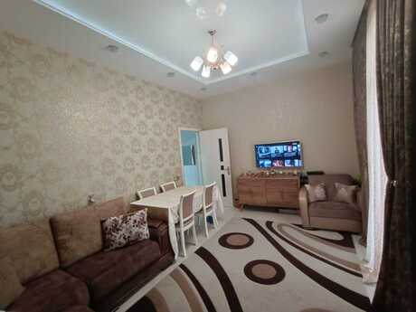 2-room apartment, 60 m², Qaraçuxur: 125 000 ₼ 2