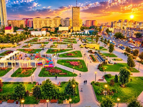 5 otaq · 220 m² · 7/12 mərtəbə, Elmlər Akademiyası