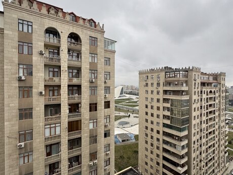 2-room apartment, 100 m², Gənclik: 160 000 ₼ 3