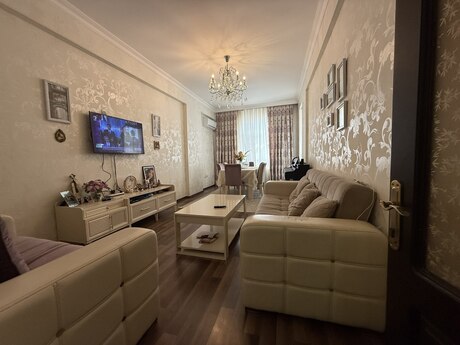 3 otaqlı mənzil, 80 m², 20 Yanvar: 235 000 ₼ 3