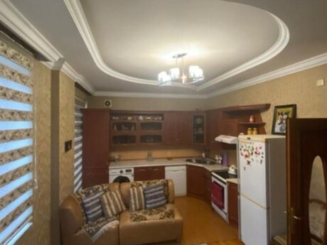 3 rooms · 136 m² · floor 7/12, Gənclik
