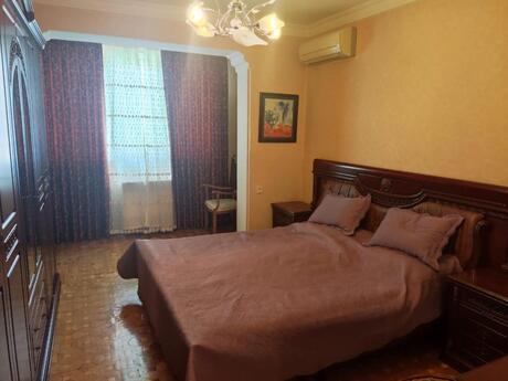 Kirayə 4 otaqlı mənzil, 110 m², Azadlıq Prospekti: 750 ₼/ay 3