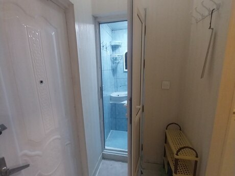 2-room apartment for rent, 35 m², 8 Noyabr: 500 ₼/mo 5