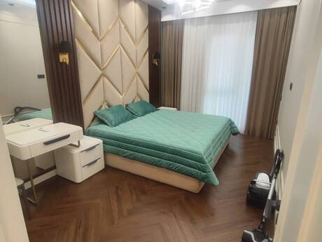 3-room apartment for rent, 120 m², Ağ şəhər: 2 300 ₼/mo 3