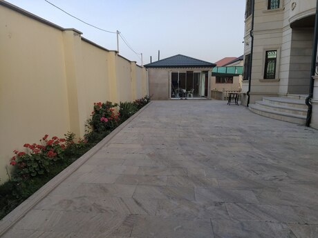 7 otaqlı həyət evi, 300 m², Novxanı: 300 000 ₼ 3
