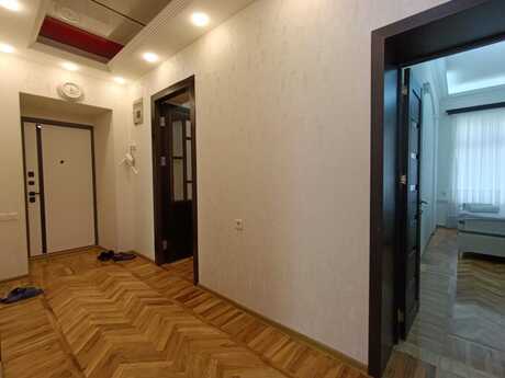 3 otaqlı mənzil, 75 m², Sahil: 395 000 ₼ 3