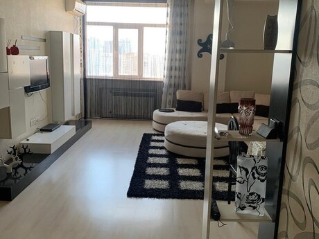 Kirayə 2 otaqlı mənzil, 100 m², Şah İsmayıl Xətai: 800 ₼/ay 3