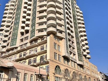 5-room apartment, 265 m², 28 May: 845 000 ₼ 3