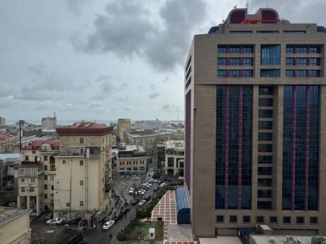 4 otaqlı mənzil, 250 m², Sahil: 1 300 000 ₼ 4