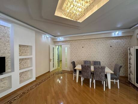 Kirayə 3 otaqlı mənzil, 140 m², Xalqlar Dostluğu: 849 ₼/ay 4