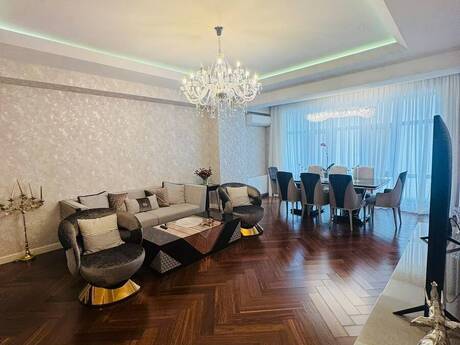 4 rooms · 176 m² · floor 8/18, Zərdabi Residence