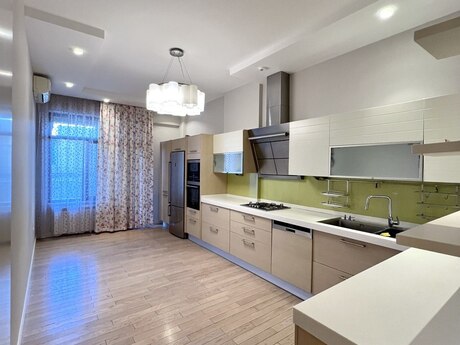 4 rooms · 200 m² · floor 3/20, İnşaatçılar