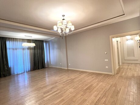 4-room apartment, 200 m², İnşaatçılar: 550 000 ₼ 3