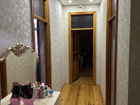 6 otaqlı həyət evi, 200 m², Biləcəri: 248 000 ₼ 5