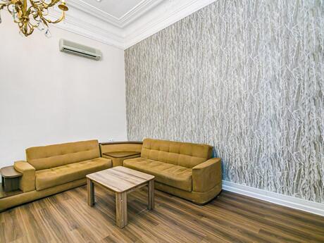 Kirayə 5 otaqlı mənzil, 160 m², Sahil: 4 000 ₼/ay 4