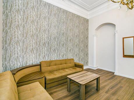 Kirayə 5 otaqlı mənzil, 160 m², Sahil: 4 000 ₼/ay 5