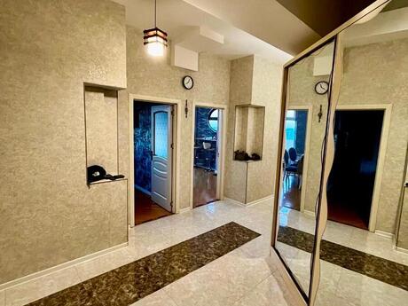 Kirayə 3 otaqlı mənzil, 142 m², Elmlər Akademiyası: 1 299 ₼/ay 2