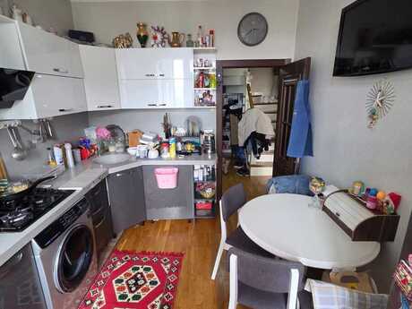 3 otaqlı mənzil, 90 m², İnşaatçılar: 360 000 ₼ 4