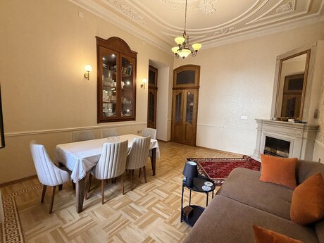 3 otaqlı mənzil, 84 m², 28 May: 235 000 ₼ 2