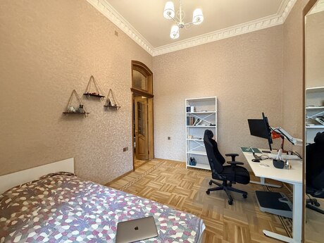 3 otaqlı mənzil, 84 m², 28 May: 235 000 ₼ 5