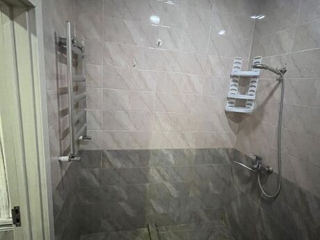 3-room apartment for rent, 90 m², Badamdar: 700 ₼/mo 5