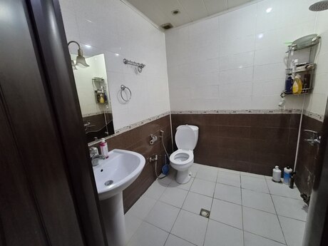 2-room apartment, 75 m², 9-cu mikrorayon: 225 000 ₼ 4
