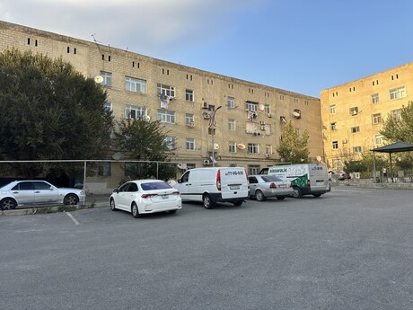 Elan №6477311 - Bakı, Lökbatan q., 3 otaqlı, 65 m², 2/4 mərtəbə