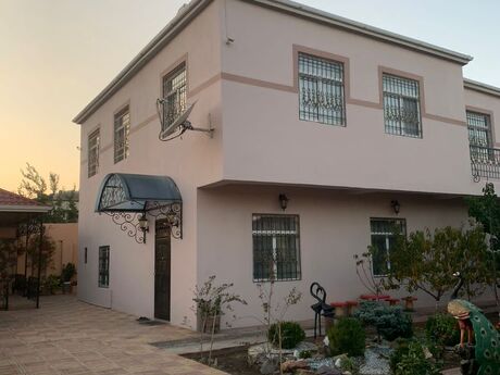 5 otaqlı həyət evi, 200 m², Novxanı: 320 000 ₼ 2