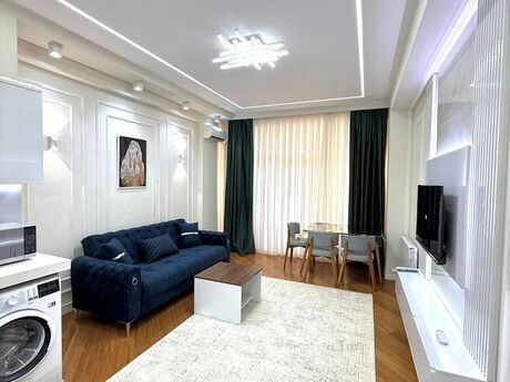 Elan №6477331 - Bakı, Gənclik m., 2 otaqlı, 75 m², 5/18 mərtəbə