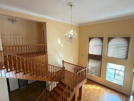 10 otaqlı həyət evi, 390 m², Badamdar: 650 000 ₼ 3