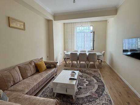 4 otaqlı mənzil, 128 m², 4-cü mikrorayon: 340 000 ₼ 2