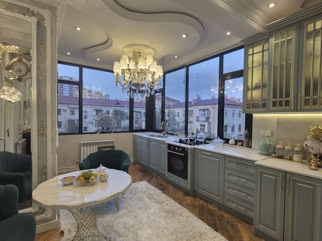 4-room apartment, 105 m², Qara Qarayev: 365 000 ₼ 4
