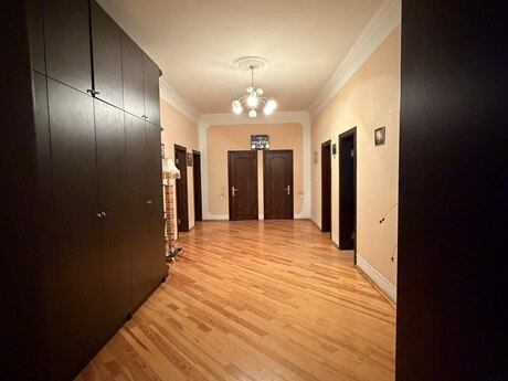 8 otaqlı həyət evi, 240 m², Biləcəri: 205 000 ₼ 3