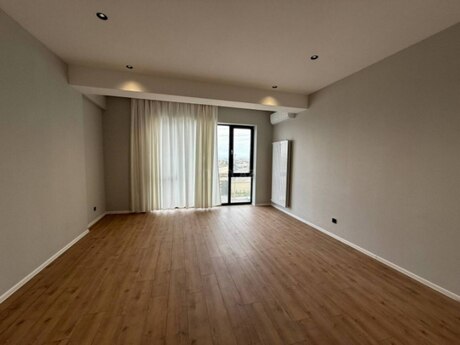 4-комнатная квартира, 173 м², Koroğlu: 480 000 ₼ 2