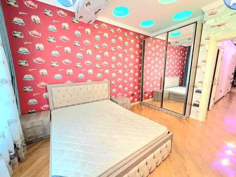 3 otaqlı mənzil, 130 m², Alyans MTK: 379 000 ₼ 2
