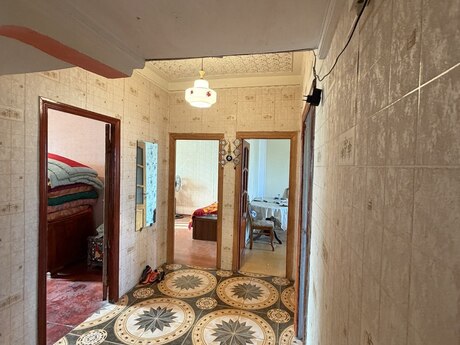 Elan №6477514 - Bakı, Qaraçuxur q., 4 otaqlı, 110 m², 7/9 mərtəbə
