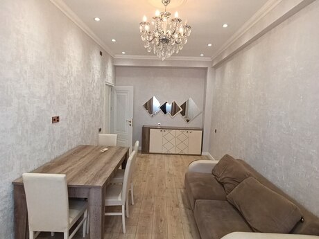 2 otaqlı mənzil, 85 m², İnşaatçılar: 220 000 ₼ 2