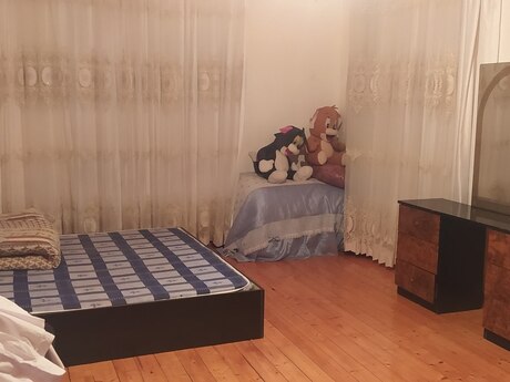 Zabratda 4 otaqlı həyət evi kirayə verilir, 130 m², 220 AZN/ay, şəkil 3 / 4