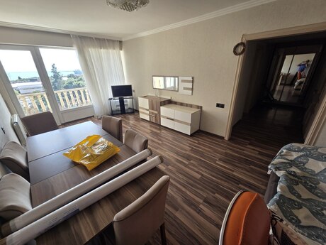 Аренда: 3-комнатная квартира, 90 м², 28 May: 1 200 ₼/мес 2