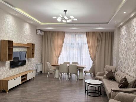 Elan №6477693 - Bakı, 28 May m., 2 otaqlı, 100 m², 8/16 mərtəbə