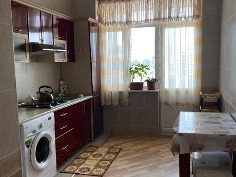 2-room apartment, 75 m², Həzi Aslanov: 205 000 ₼ 2