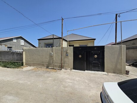 4 otaqlı həyət evi, 120 m², Binə: 72 000 ₼ 2