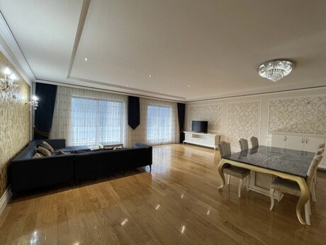 Kirayə 3 otaqlı mənzil, 200 m², Ağ şəhər: 2 000 ₼/ay 2