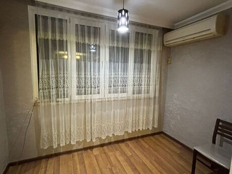 Elmlər Akademiyasında 3 otaqlı köhnə tikili mənzil satılır, 72 m², 300 000 AZN, şəkil 2 / 9