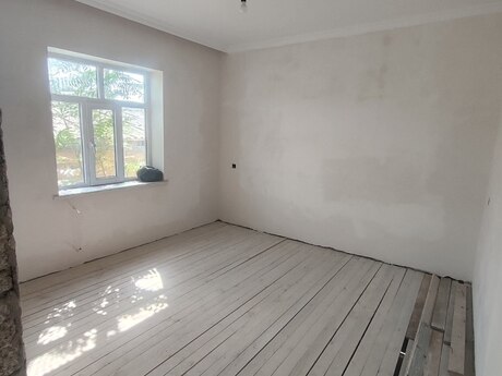 4-комнатный дом, 110 м², Əmircan: 200 000 ₼ 5