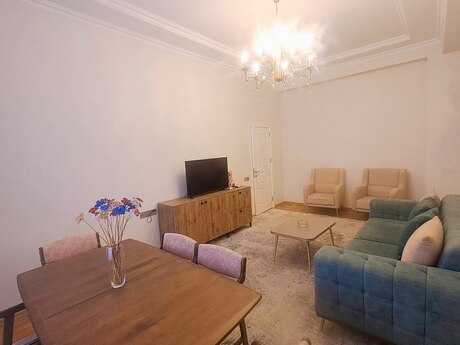 2-комнатная квартира, 74 м², Qara Qarayev: 239 000 ₼ 2