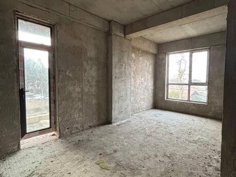 3 otaqlı mənzil, 122 m², M.Ə.Rəsulzadə: 245 000 ₼ 5