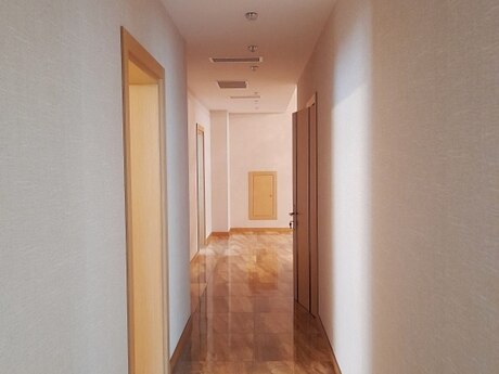 Аренда: 3-комнатная квартира, 175 м², 28 May: 2 200 ₼/мес 5