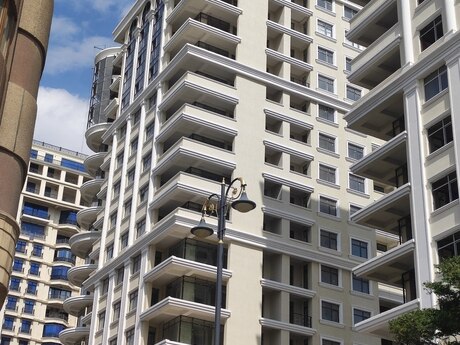 3 otaqlı mənzil, 91 m², 28 May: 282 000 ₼ 2