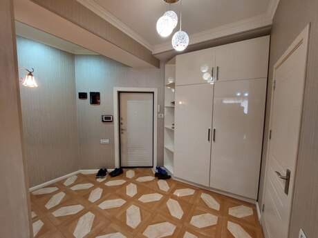 Nəsimidə 2 otaqlı yeni tikili mənzil kirayə verilir, 70 m², 850 AZN/ay, şəkil 2 / 12